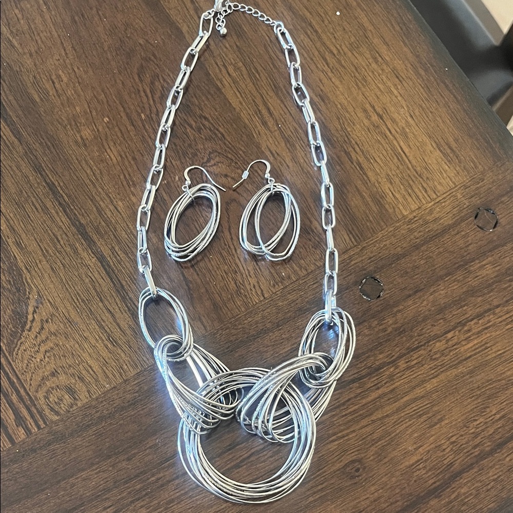 Elegant statement Silver circles Necklace and  matching drop earrings